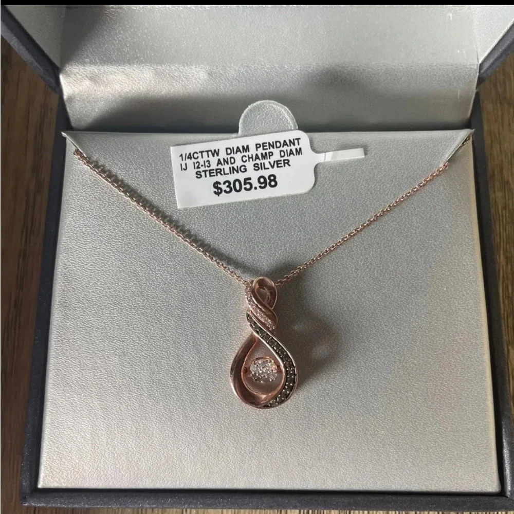 NWT 1/4ct Floating DIAMOND champagne rose gold infinity pendent necklace